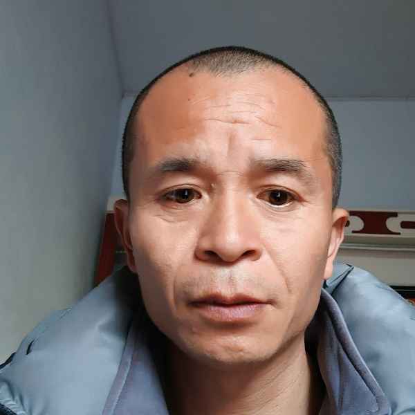 43岁岁河南单身帅哥 - 定安吉缘网