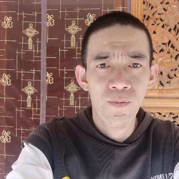37岁岁云南单身帅哥 - 定安吉缘网