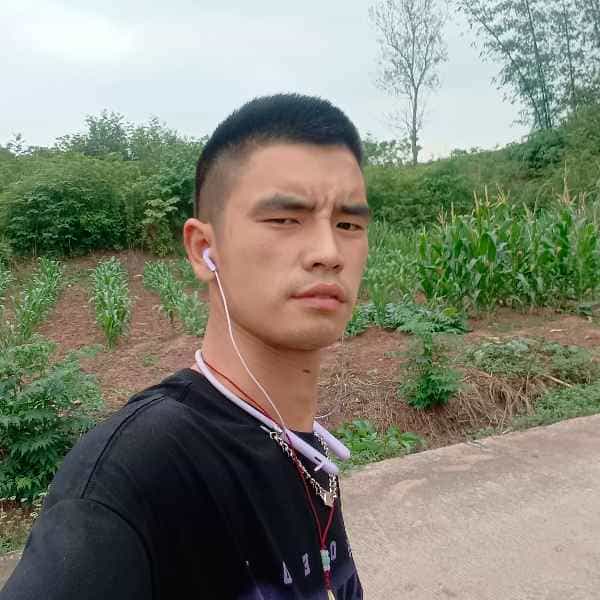 35岁岁四川单身帅哥 - 定安吉缘网