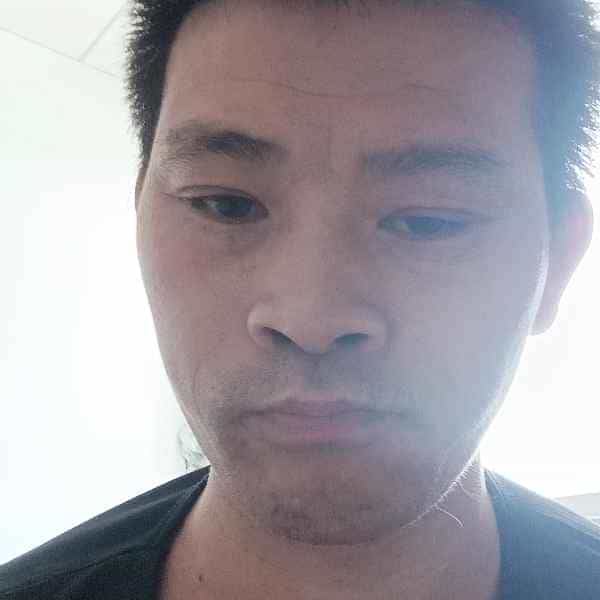 42岁岁重庆单身帅哥 - 定安吉缘网
